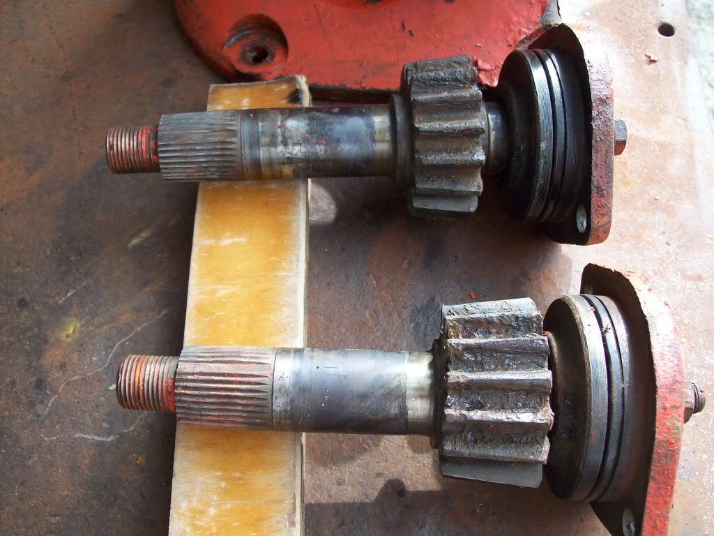 Re Finished ReBuilding the Late 8N Steering Box